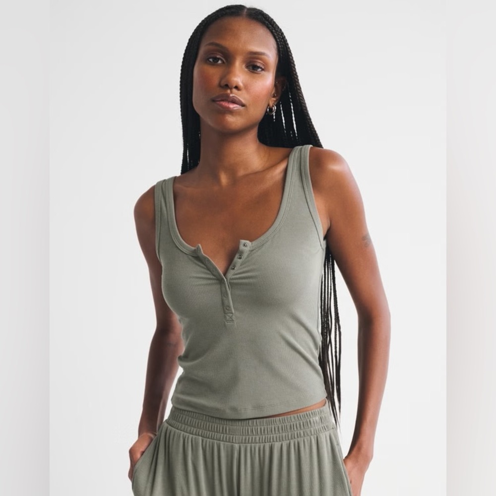 Abercrombie & Fitch tank top
